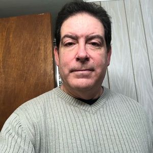 Meet your Posher, Dominic